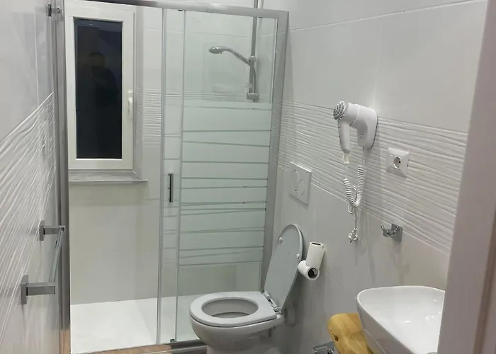 Lime - Bamboo ゲストハウス アルゲーロ